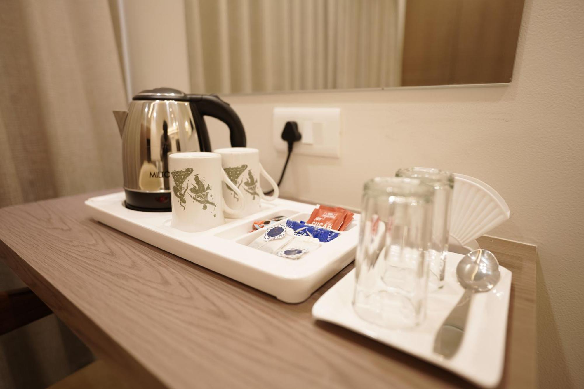 A Square Executive Hotel Aurangabad  Ngoại thất bức ảnh